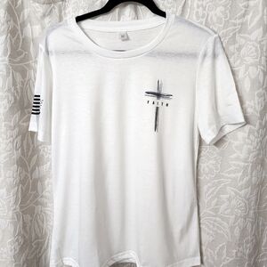 White Graphic T-Shirt. Unisex!! NWOT